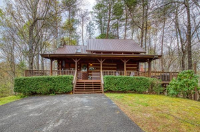 Fantastic Pet Friendly Cabin, Hot Tub, Fire Pit